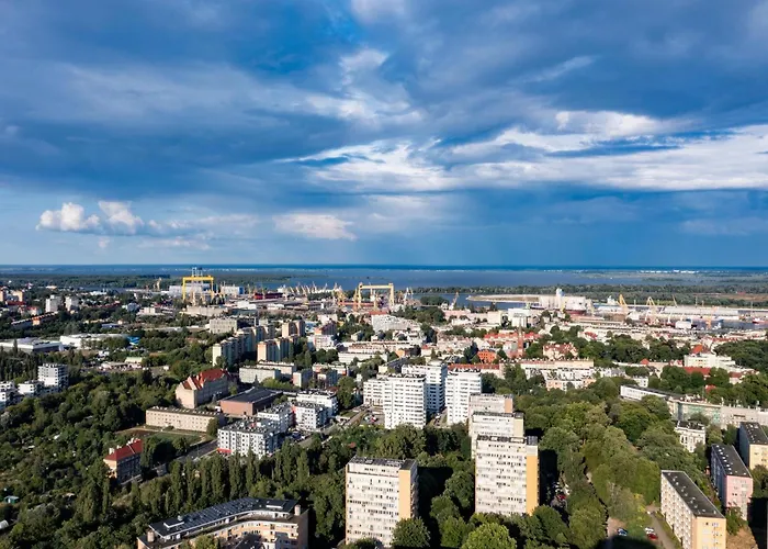 In With Pool And Terrace Apartment