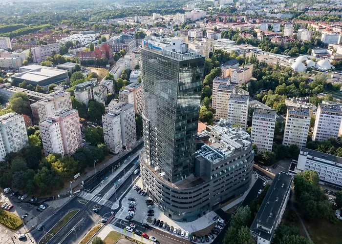 In With Pool And Terrace Διαμέρισμα *